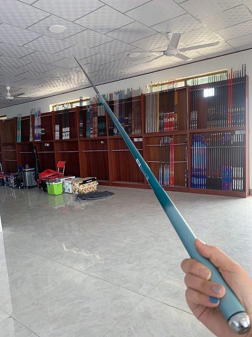 鱼竿挂钩先别急，这样做轻松解决！